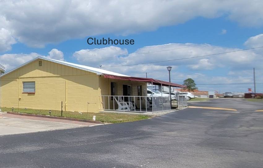 4320 Dundee Road a Winter Haven, FL Mobile or Manufactured Home for Sale